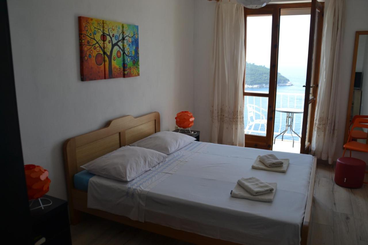 Appartamento Panoramic Sea And Old Town View Ragusa Esterno foto