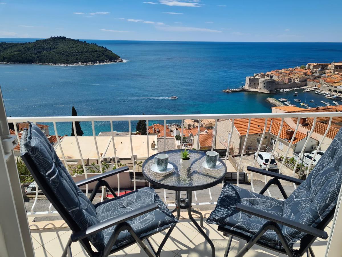 Appartamento Panoramic Sea And Old Town View Ragusa Esterno foto